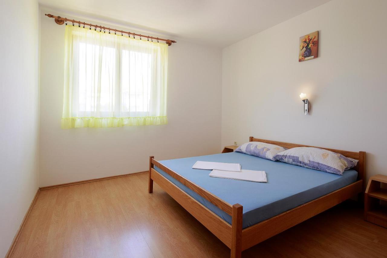 Apartments Dario Novalja Bagian luar foto