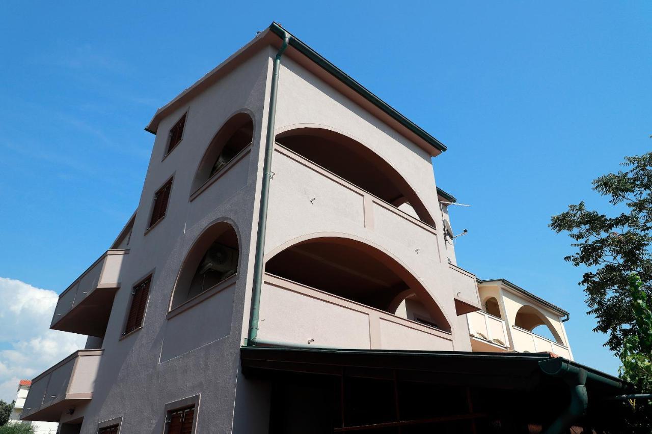 Apartments Dario Novalja Bagian luar foto